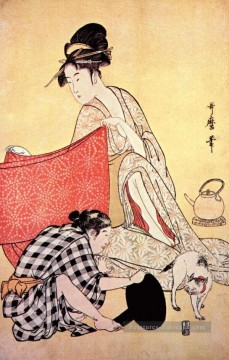  bij Peintre - femmes faisant des robes 2 Kitagawa Utamaro ukiyo e Bijin GA